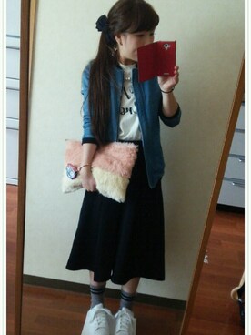 「アイテム（アナログ腕時計、ピンク系）」を使った、yuiさん（レディース・151cm）の秋コーディネート