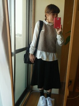 「アイテム（アナログ腕時計、ピンク系）」を使った、yuiさん（レディース・151cm）の秋コーディネート