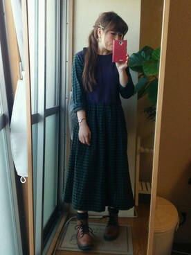 「アイテム（アナログ腕時計、ピンク系）」を使った、yuiさん（レディース・151cm）の秋コーディネート