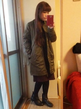 「アイテム（アナログ腕時計、ピンク系）」を使った、yuiさん（レディース・151cm）の冬コーディネート