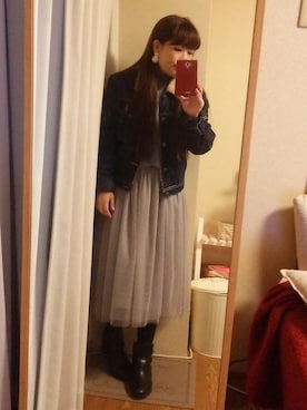 「アイテム（アナログ腕時計、ピンク系）」を使った、yuiさん（レディース・151cm）の冬コーディネート