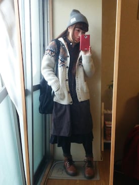 「アイテム（アナログ腕時計、ピンク系）」を使った、yuiさん（レディース・151cm）の冬コーディネート