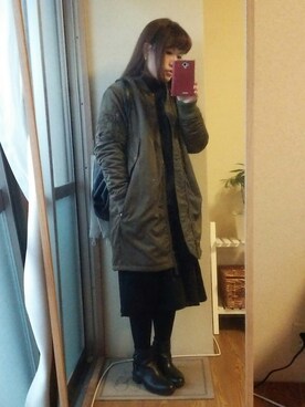 「アイテム（アナログ腕時計、ピンク系）」を使った、yuiさん（レディース・151cm）の冬コーディネート