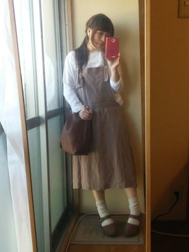 「アイテム（アナログ腕時計、ピンク系）」を使った、yuiさん（レディース・151cm）の春コーディネート