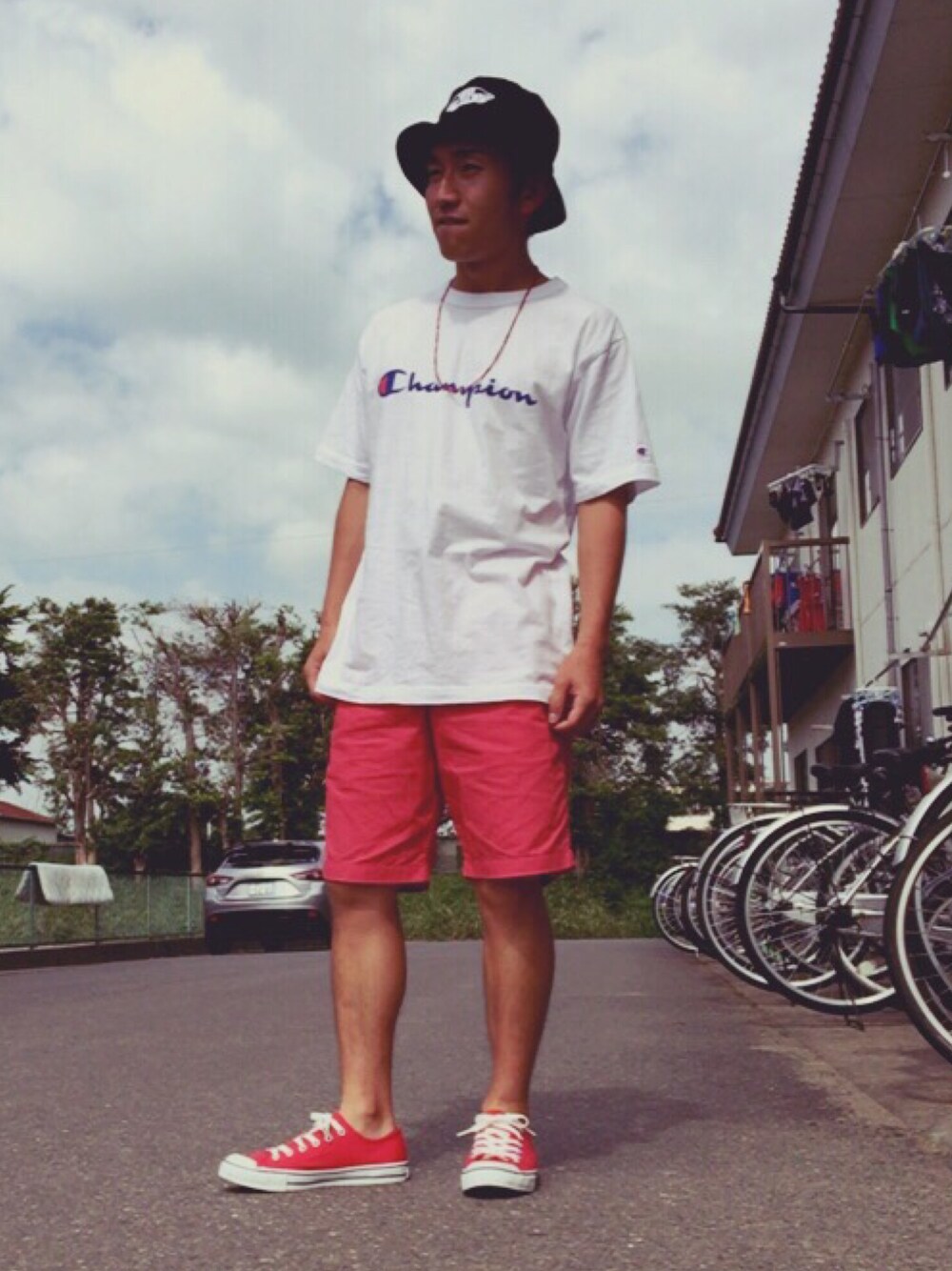 「ちゃりのアイテム（サロペット/オーバーオール、ピンク系）」を使った、こうへいさん（メンズ・161cm）の夏コーディネートの1枚目の写真
