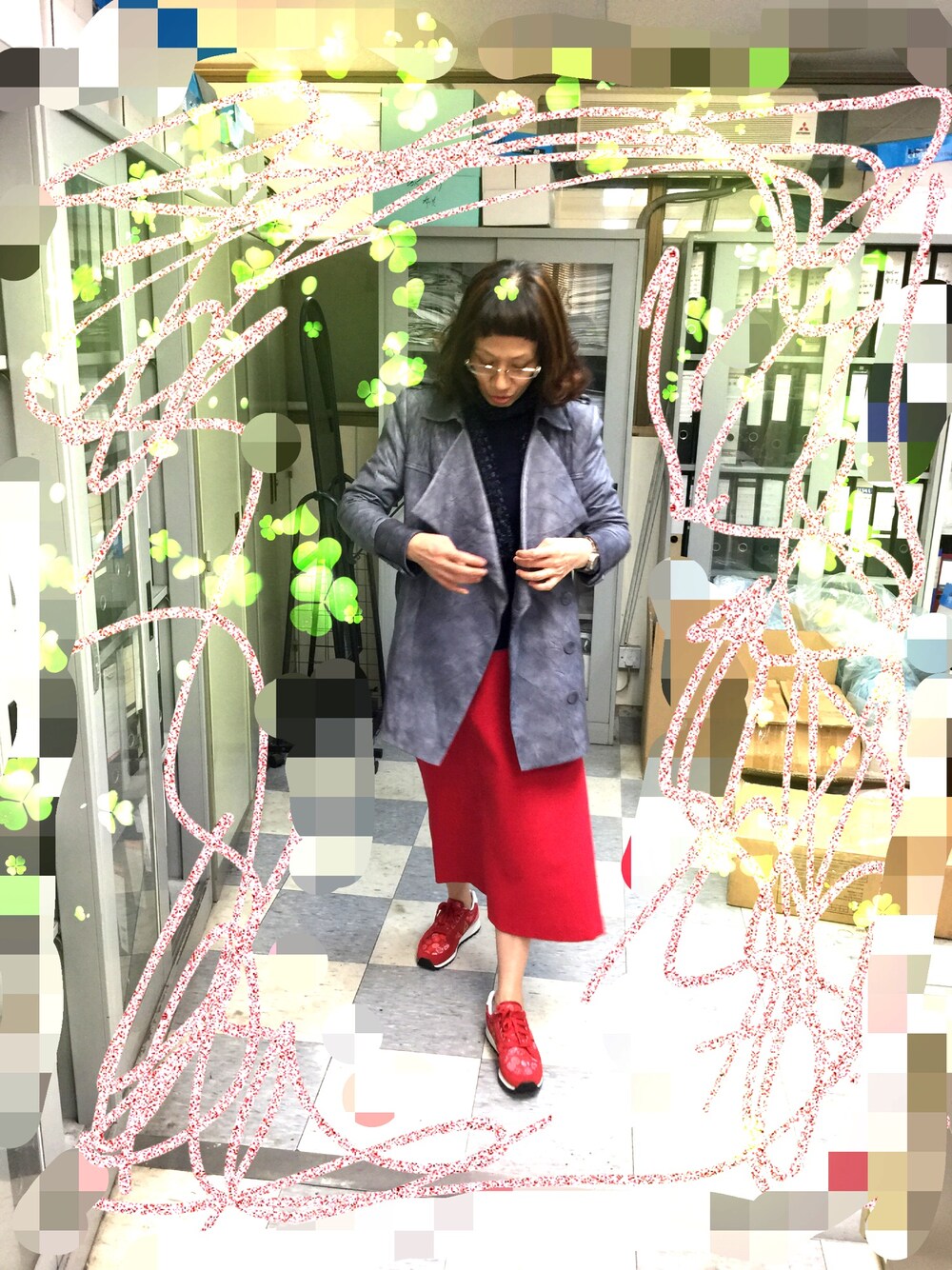 「Officework」｜「lecoqsportifのアイテム（シューズ、レッド系）」を使った、AdaChoi1226さん（レディース・162cm）の春コーディネートの1枚目の写真