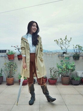 「AIGLE（エーグル）のアイテム（トレンチコート）」を使った、Yuki Loveyさん（レディース・168cm）の春コーディネート