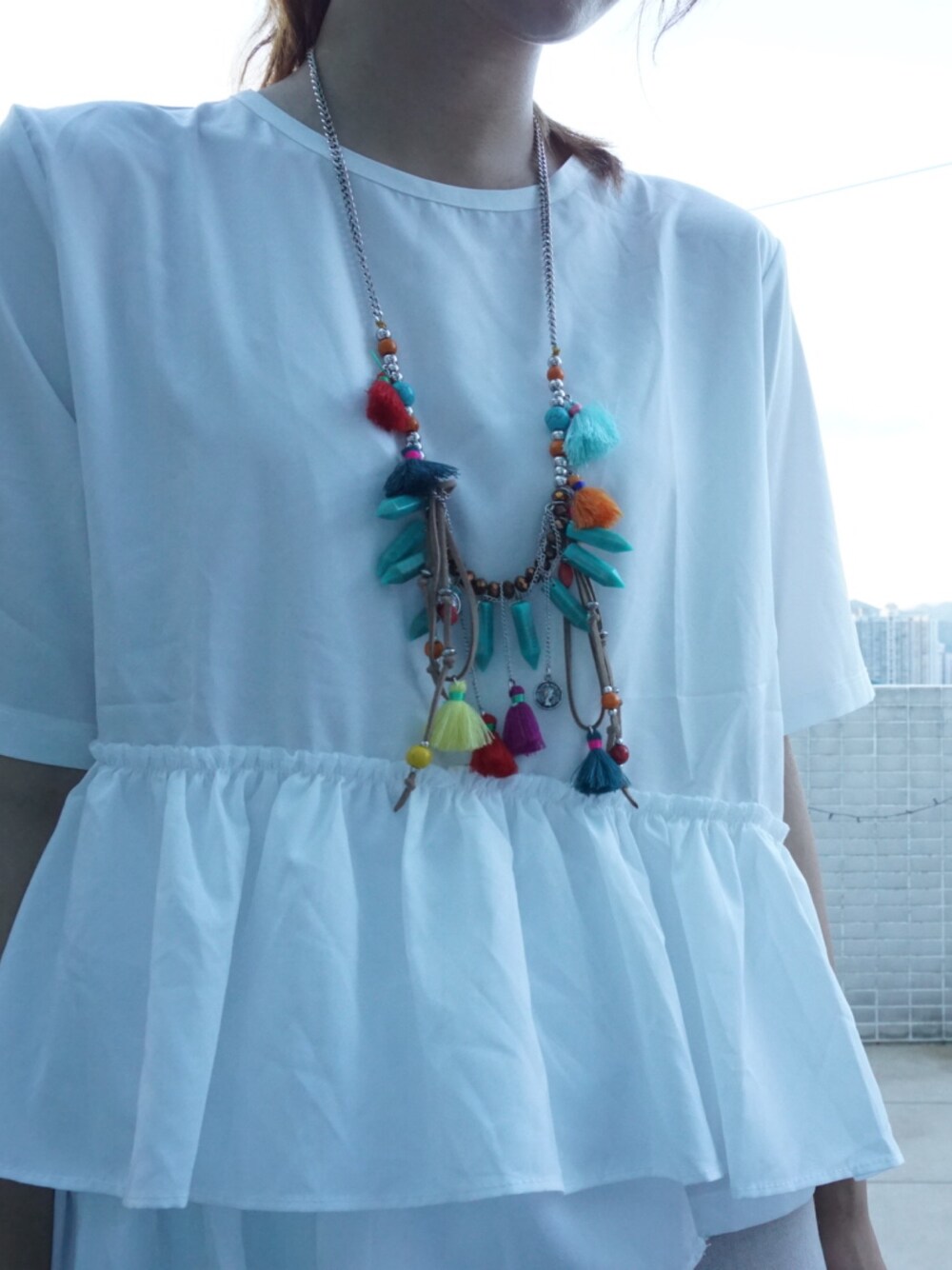 「summer、white、colorful」｜「ZALORAのアイテム（ネックレス、その他）」を使った、Yuki Loveyさん（レディース・168cm）の夏コーディネートの1枚目の写真