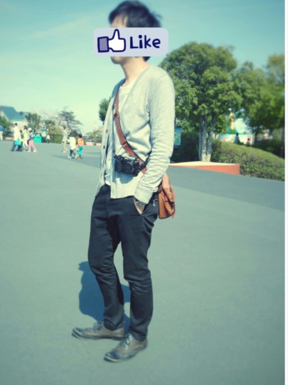 「BEAUTY&YOUTH UNITED ARROWSのby ∴ チノ サルエル スキニーパンツ◆（チノパンツ、ブラック系）」を使った、ryosuke375さん（メンズ・172cm）の春コーディネートの1枚目の写真