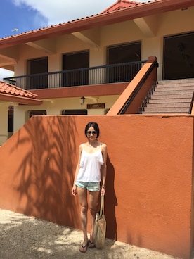 「travel」｜「アイテム（その他トップス）」を使った、Kellychangさん（レディース・164cm）の夏コーディネート