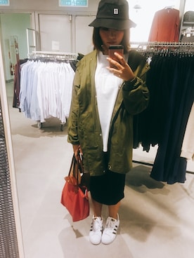 「OBEY」｜「アイテム（Tシャツ/カットソー）」を使った、エビイ-Abby-🦦さん（レディース・159cm）の秋コーディネート