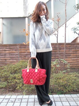 「アイテム（ボストンバッグ、レッド系）」を使った、takanoさん（レディース・154cm）の冬コーディネート