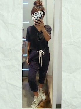 「CONVERSE（コンバース）のアイテム（シューズ、ホワイト系）」を使った、ぽっちさん（レディース・143cm）の夏コーディネート