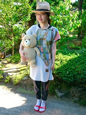 「ペーパーハット」｜「アイテム（雑貨/ホビー）」を使った、tomo(お休み中) さん（レディース・165cm）の夏コーディネート