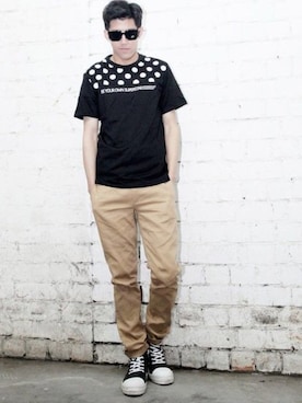 「オールブラックコーデ」｜「アイテム（トップス）」を使った、sさん（メンズ・178cm）の春コーディネート