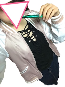 「RETRO GIRL（レトロガール）のアイテム（ナイロンジャケット）」を使った、Lisa & UGさん（レディース・153cm）の春コーディネート