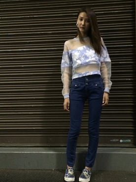 「ハイウエストジーンズ」｜美優さん（レディース・168cm）の春コーディネート