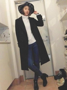 「ロゴ」｜「アイテム（ブーティ）」を使った、美優さん（レディース・165cm）の冬コーディネート