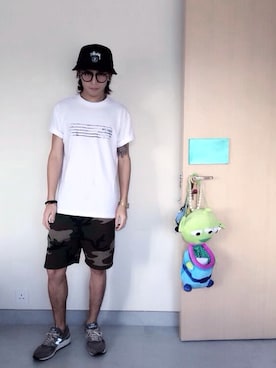 「chocoolate（チョコレート）のアイテム」を使った、Timothy Chanさん（メンズ・177cm）の夏コーディネート