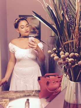 Manuela Gomez-Rhodesさんのコーディネート