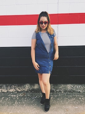 Manuela Gomez-Rhodesさんのコーディネート