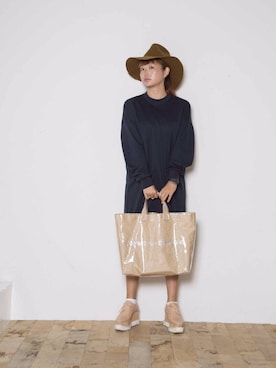 「JOHN LAWRENCE SULLIVAN（ジョンローレンスサリバン）のアイテム（ワンピース、その他）」を使った、MAIKOさん（レディース・162cm）の秋コーディネート