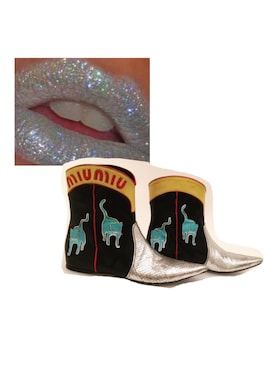 「miu miu（ミュウミュウ）のアイテム（ブーツ、その他）」を使った、MAIKOさん（レディース・162cm）の冬コーディネート