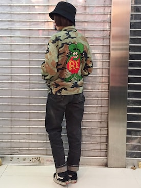 「VANS（バンズ）のアイテム（スニーカー、ブラック系）」を使った、twiggyさん（レディース）の冬コーディネート