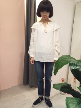 「VANS（バンズ）のアイテム（スニーカー、ブラック系）」を使った、twiggyさん（レディース）の春コーディネート