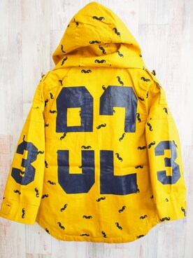 「アイテム（ミリタリージャケット、イエロー系）」を使った、ごまめやさん（キッズ・110cm）の冬コーディネート