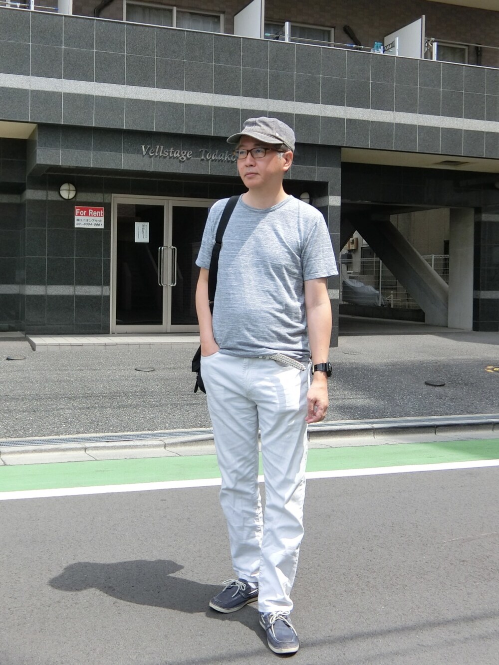 「LIDSのアイテム（キャップ、グレー系）」を使った、HiRo🇺🇸さん（メンズ・178cm）の夏コーディネートの1枚目の写真