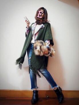 「Ungrid（アングリッド）のフレイドヘムストスリ（デニムパンツ）」を使った、E F F I Eさん（レディース・163cm）の冬コーディネート