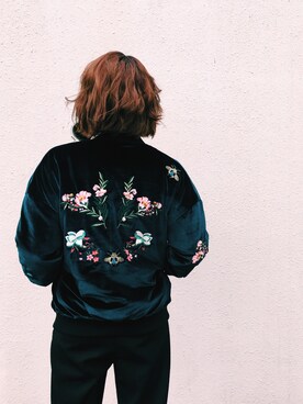 「Bershka（ベルシュカ）のアイテム（ブルゾン、ブルー系）」を使った、@goodgirlririさん（レディース・157cm）の秋コーディネート