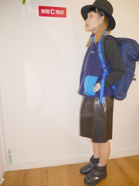 「黒タートルネック」｜「アイテム（その他アウター）」を使った、ショウコさん（レディース・160cm）の冬コーディネート