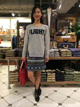 「AVIREX（アヴィレックス）のアイテム（チュニック）」を使った、Hana Chuさん（レディース・168cm）の秋コーディネート