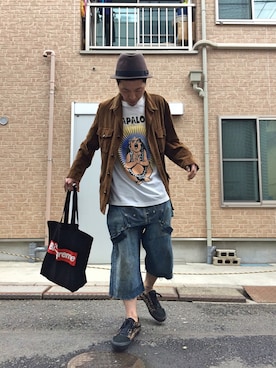 「青×白」｜「アイテム（オールインワン・サロペット）」を使った、サトルさん（メンズ・176cm）の春コーディネート