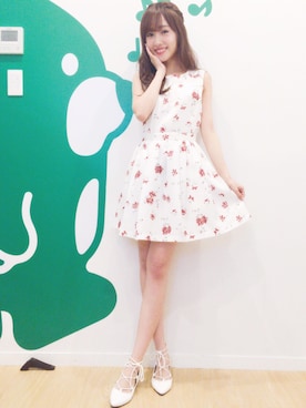 「MICOAMERI（ミコアメリ）のアイテム（シューズ）」を使った、前田希美さん（レディース・158cm）の夏コーディネート