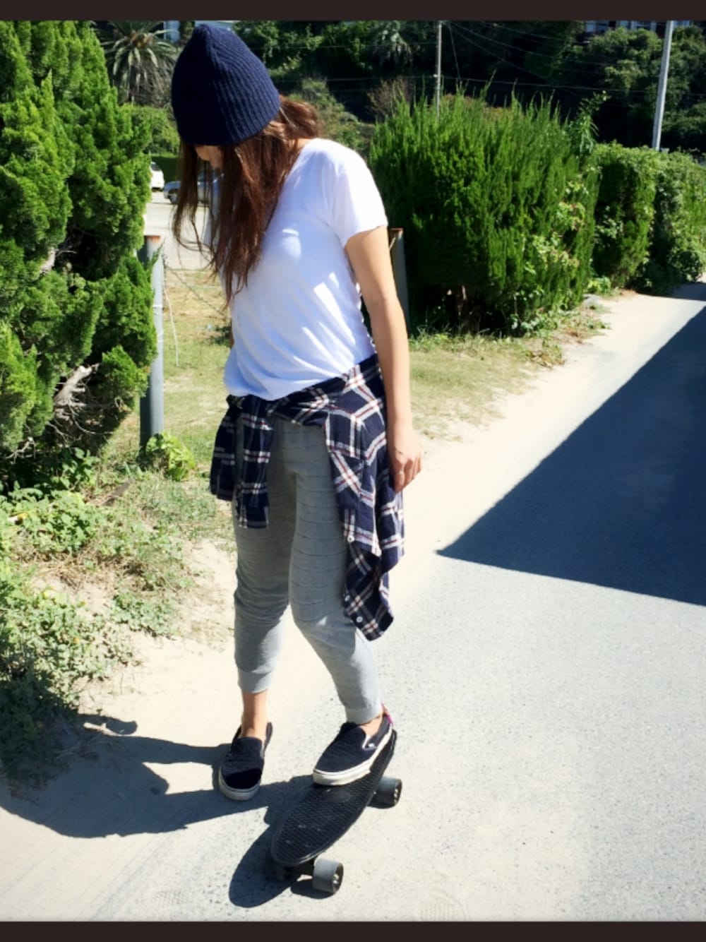 「ROXY、roxyjapan、スウェットパンツコーデ」｜「ROXYのアイテム（その他パンツ、グレー系）」を使った、mimiさん（レディース・166cm）の秋コーディネートの1枚目の写真