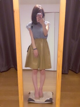 「Yves Saint Laurent（イヴサンローラン）のアイテム（パンプス）」を使った、しむさん（レディース・160cm）の秋コーディネート