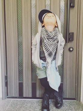 「DIESEL（ディーゼル）のSOGIB-SET TUTA（スウェット、グレー系）」を使った、yuraさん（キッズ・160cm）の秋コーディネート