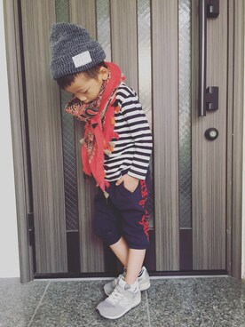 「CIAOPANIC TYPY（チャオパニックティピー）のコットン混リブニットワッチ（ニットキャップ/ビーニー、グレー系）」を使った、yuraさん（キッズ・160cm）の秋コーディネート