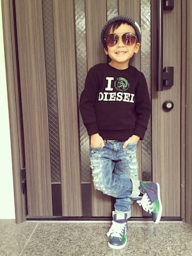 「DIESEL（ディーゼル）のKIDS SUDDYK SWEAT-SHIRT（スウェット、ブラック系）」を使った、yuraさん（キッズ・160cm）の冬コーディネート