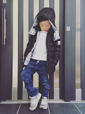 「DIESEL（ディーゼル）のアイテム（ダウンジャケット/コート、ブラック系）」を使った、yuraさん（キッズ・160cm）の冬コーディネート