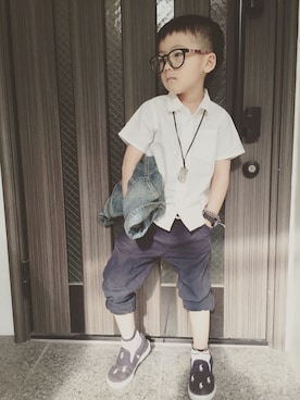 「DIESEL KIDS」｜「アイテム（トップス）」を使った、yuraさん（キッズ・100cm）の春コーディネート