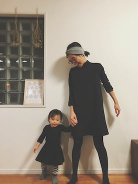 「黒ニット」｜saccchiさん（キッズ・80cm）の冬コーディネート