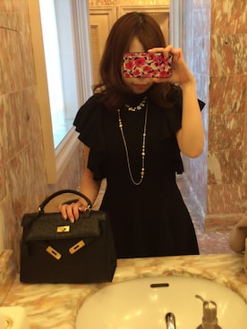 「snidel」｜「アイテム（PC・スマホグッズ/家電）」を使った、kaoririさん（レディース・154cm）の冬コーディネート