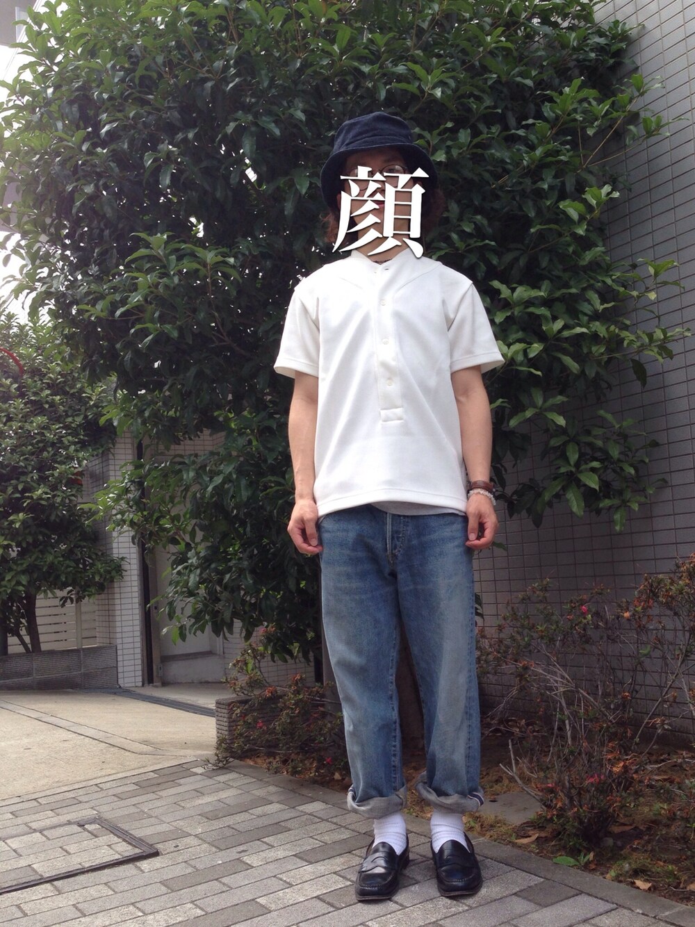 「EDWINのアイテム（デニムパンツ、ブルー系）」を使った、げんげんさん（メンズ・168cm）の夏コーディネートの1枚目の写真