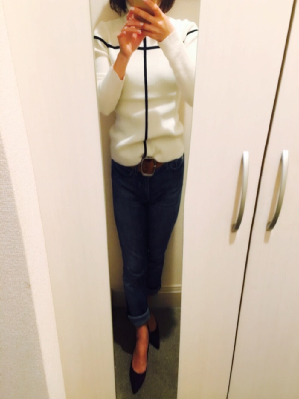 「LAYMEE、シンプルコーデ、ニット、ホワイト、カジュアル、ヒール」｜「LAYMEEのLake turtle knit（ニット/セーター、ホワイト系）」を使った、ymc☻さん（レディース・160cm）の秋コーディネートの1枚目の写真