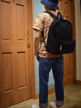 「Amanjakania（アマンジャカニア）のアイテム（Tシャツ/カットソー、オレンジ系）」を使った、WORDSBYwearさんの春コーディネート