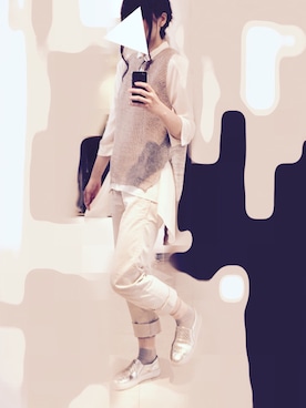 「うしろ、のアイテム（その他、グレー系）」を使った、かずしおさん（レディース・166cm）の秋コーディネート